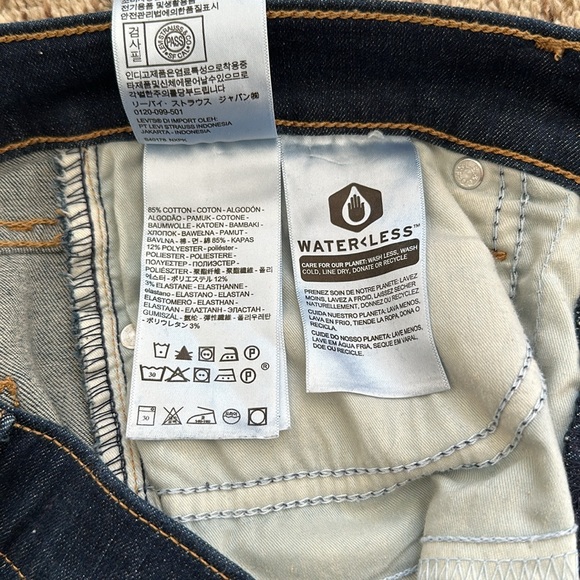 Women’s Levi’s 310 Shaping Super Skinny, size 29 - Picture 4 of 7